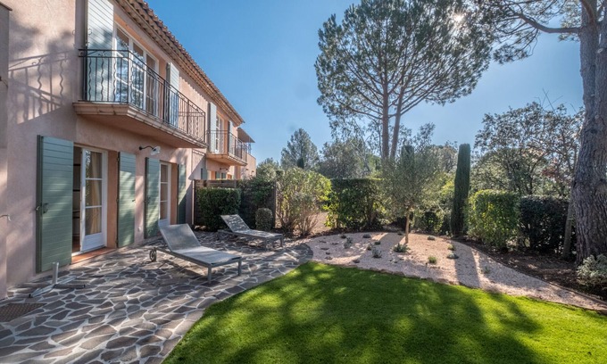 La Motte Casa | 3-BEDROOM TOWNHOUSE WITH GARDEN (N°412)