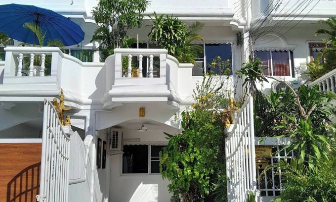 Pattaya Bay Casa | 3 bedroom villa near Pattaya Jomtien beach