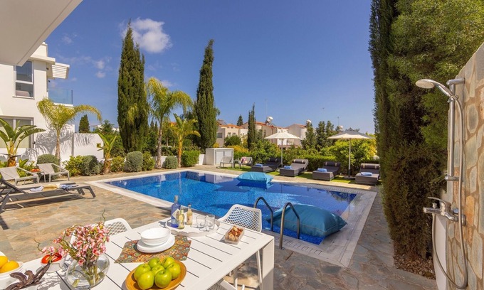 Protaras Villa | 3 bedroom villa With Pool