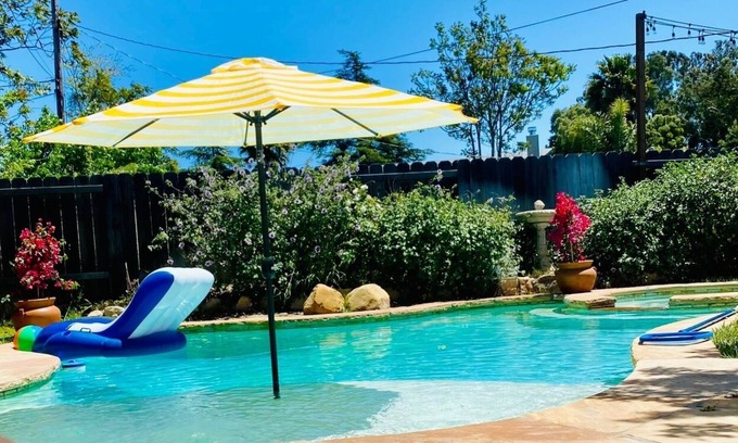 Buellton Casa | 3 Bedroom with Pool, Hot Tub, and Pool house