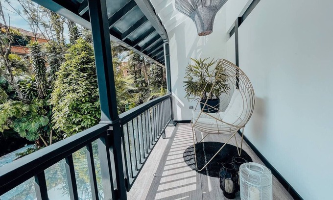El Tesoro Apartamento | 3 Bedrooms 3.5 Bathrooms