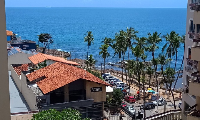 Rio Vermelho Apartamento | 3 Cuartos, Decorado, na frente da Playa de Ondina