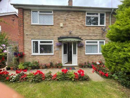 Banbury Casa | 3 Bedrooms Homestays In Drayton