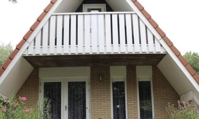 Burgerbrug Casa | 3 bedrooms, sleeps 5, ideal for a family break