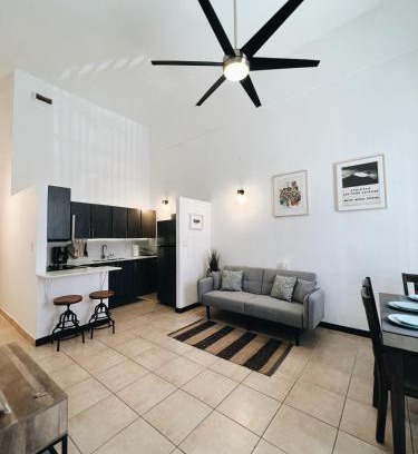 Mercado Apartamento | 3-BR in the heart of the Historical City