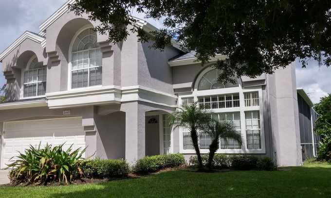 Kissimmee Casa | Casa de 3 habitaciones con piscina privada a 5 millas de Disney: piscina y spa gratuitos Calefacción + parrilla a gas