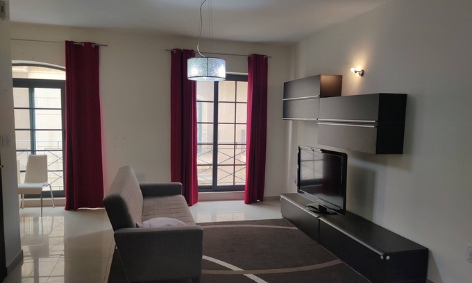 Il-Balluta Apartamento | 3 Double-Bedroom Appartment - Balluta Bay