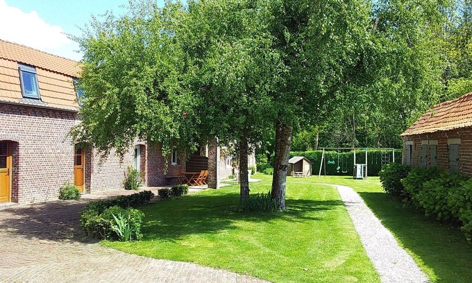 Pihem Cabaña | Gîte "le petit bois", cerca de Saint-Omer