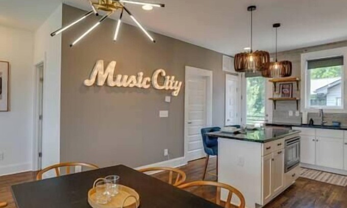 Eighth Avenue Casa | 3 Huge Side by Side Townhomes! Near Broadway!
