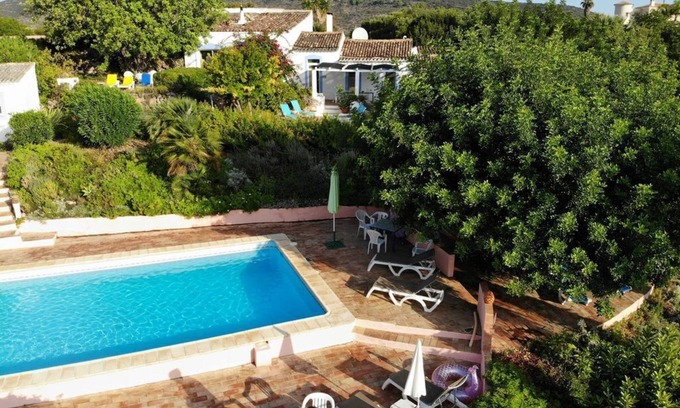 Olhao Casa | 3 cabañas rústicas restauradas con cariño en hermosos jardines con impresionantes vistas al mar