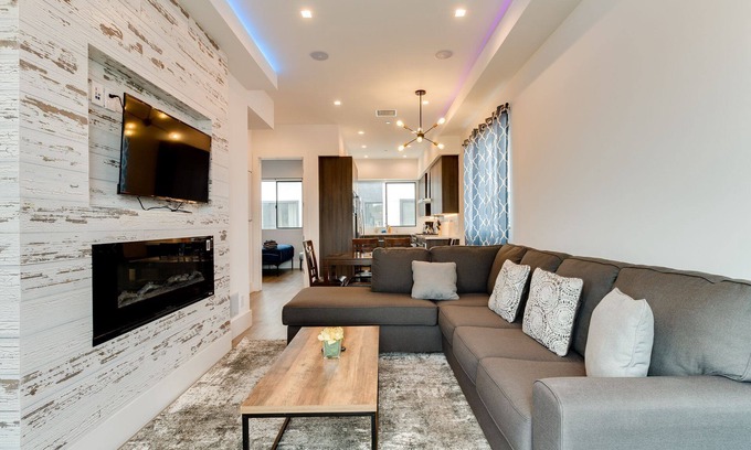 Mid City Villa | 3 Luxury Modern Homes 12 bedrooms & Rooftop Decks