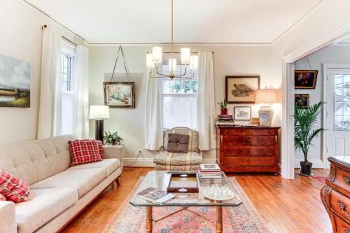 Summerville Casa | 3 Mi to Augusta National Historic Home with Patio