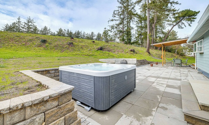 Warrenton Casa | 3 Mi to Beach: Oregon North Coast Retreat