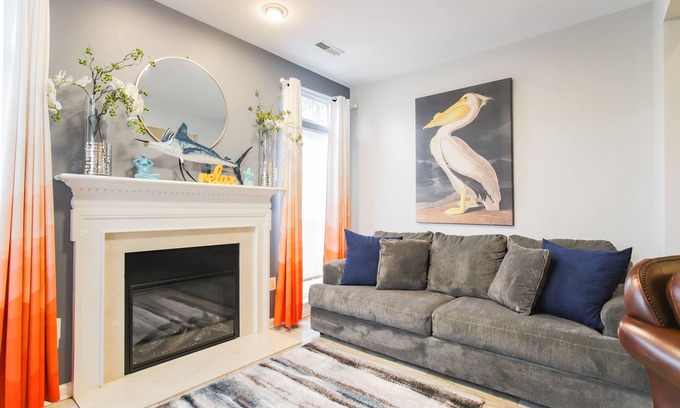Ocean View Villa | ¡NUEVO! Vibrante casa suburbana - Bethany Beach 3. 5 Mi!