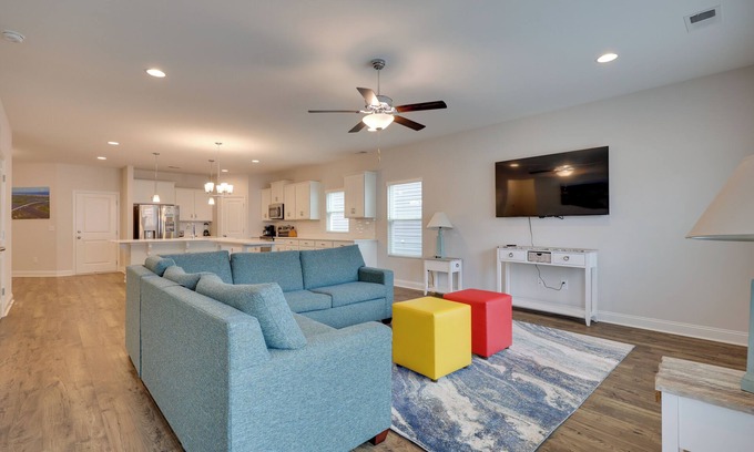 Ocean Isle Beach Casa | 3 Mi to Golf & Waterway: Ocean Isle Beach Retreat!