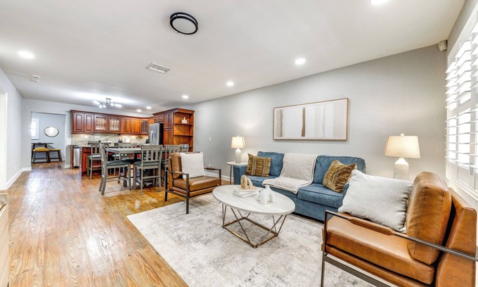 Deerfield Beach Casa | 3 Mi to Shore: Couples Getaway in Lighthouse Point