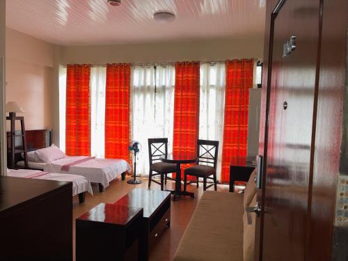 Baguio Apartamento | 3 Pax Charming Foggy Cold Breeze, Cozy Gardenville Hotel