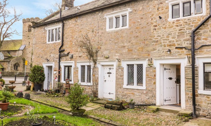 Whalley Cabaña | 3 Poole End, WHALLEY
