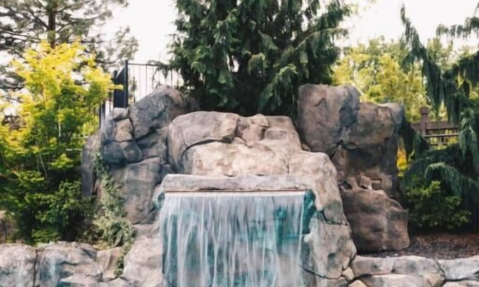 Riverside Casa | 3 Posh Units! Short Drive to Mobius Children's Museum, Pet-Friendly