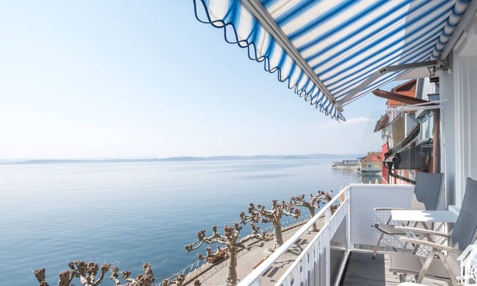 Meersburg Condominio | 3-room apartment with balcony directly on the lake promenade