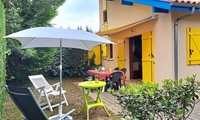 Saint-Julien-en-Born Casa | Casa de 3 habitaciones con piscina en Village Océlandes