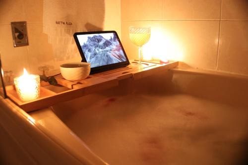 Planalto Apartamento | 3 suites com Jacuzzi e Lareira - Duplex perto do Centro