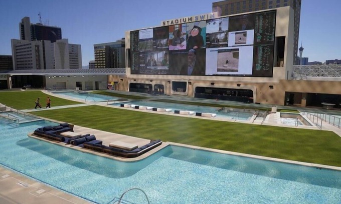 Downtown Las Vegas Hotel | 3 x Double King Rooms at Circa Resort & Casino