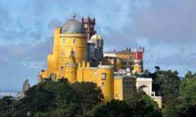 Sintra Villa | 300 years Presidential Giant Double Suite & Pool