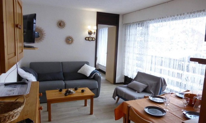 Les Contamines-Montjoie Apartamento | A 300m de las pistas de esquí, 1.o piso, vista piscina/montaña, balcón, parking, tv