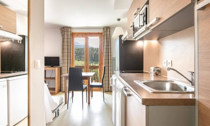 Gresse-en-Vercors Apartamento | 300m de los comercios, fitness, parking, tv, 18-24m², Gresse en Vercors