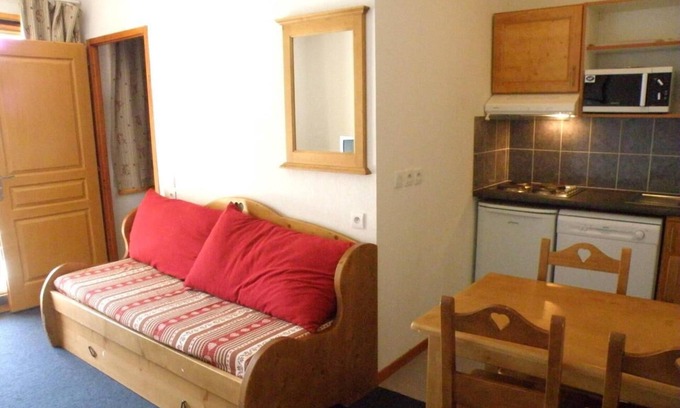 Vaujany Apartamento | 100m del centro estación, sauna, hammam, balcón, parking, tv, 50m², Vaujany