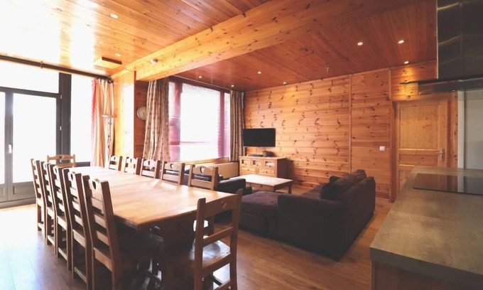 Val Claret Apartamento | 200m del centro estación, Planta baja, tv, local para esquís, 180m², Tignes