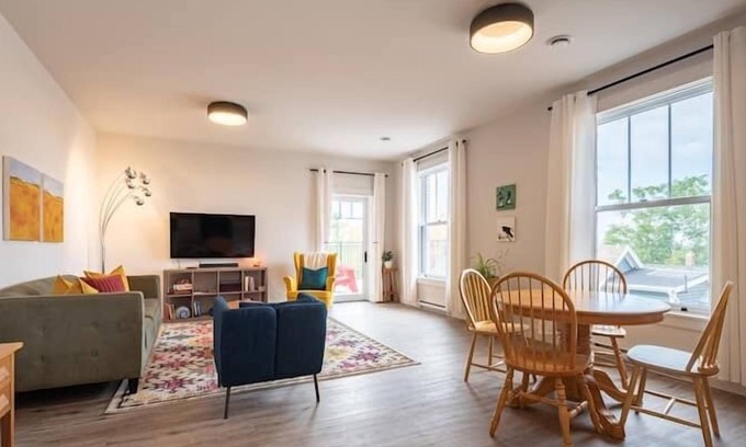 Wolfville Apartamento | 302 - Wolfville Suite with Stellar Views and Patio