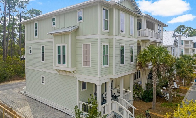 Treetop Casa | 30A Beach House - SEACREST, Sleeps 18! Pet Friendly, Pool, Beach, Free Golf