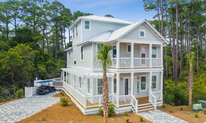 Treetop Casa | 30A Beach House - Wonderland at Treetop by Panhandle Getaways