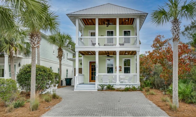 Seacrest Beach Casa | 30A Blue Crab Cottage by Panhandle Getaways