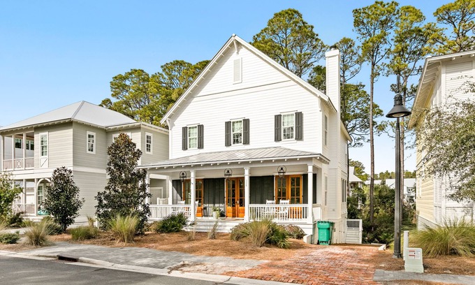 Lakeside at Blue Mountain Beach Casa | 30A dog-friendly home with pool, WiFi, washer/dryer, central AC - walk to beach