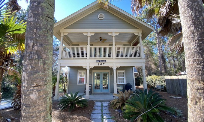 Seagrove Beach Casa | HOSPITALIDAD REAL-Excelente ubicación, a pie de playa, duerme 9-10, agradable privacidad