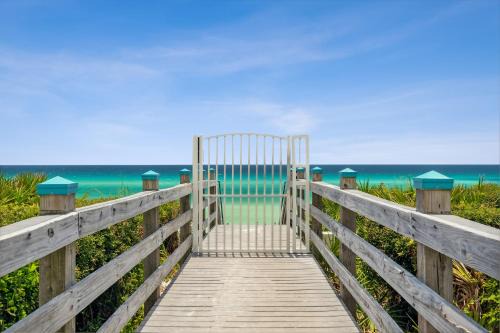 Rosemary Beach Apartamento | 30A Villas at Sunset Beach by Panhandle Getaways