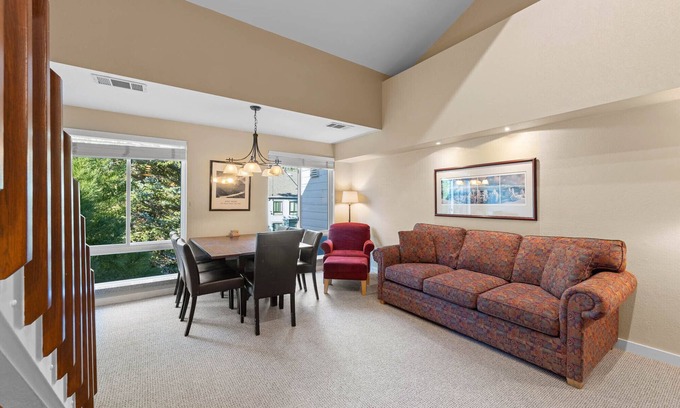 Olympic Valley Condominio | 313 | Premium Loft - Full Kitchen, A/C – Sleeps 6