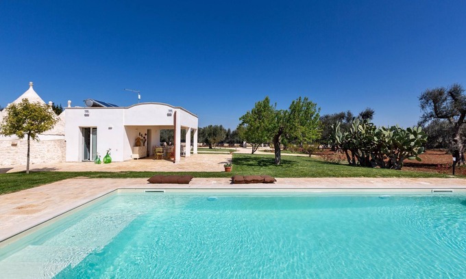 Francavilla Fontana Cabaña | 3360 Trulli Pangi by Perle di Puglia