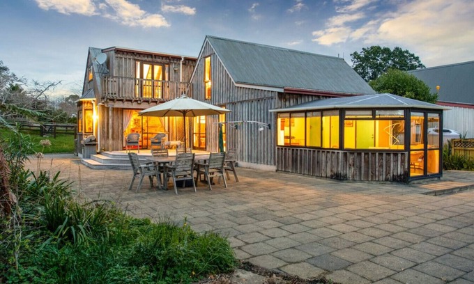 Whitford Casa | 338 Clifton Road, Whitford, Auckland 2571