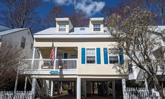 Clearwater Casa | 34020 Cypress Lane, Clearwater
