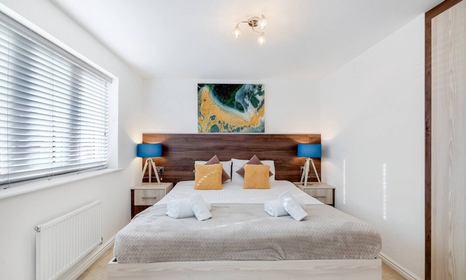 Emersons Green Casa | 360 BS16 Cherry Banks 32 - Cherry Banks 5 Bedroom and 3 Bathroom House