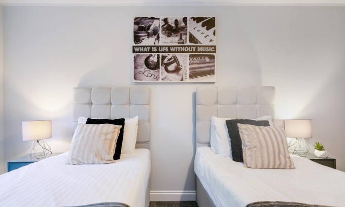 High Wycombe Apartamento | 360 HP12 W Wycombe 247-6 - 2 Bedroom Penthouse with parking High Wycombe Apt. 06