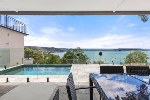 Koolewong Casa | 365 Days of Kalm I Pano Water Views I Heated Pool