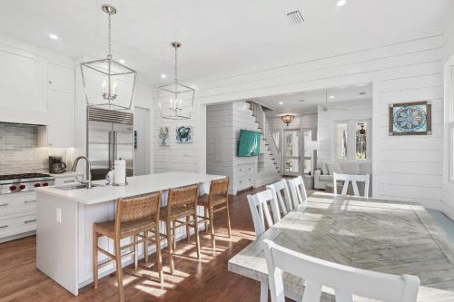 Cottage District Casa | 37 Lake District Lane