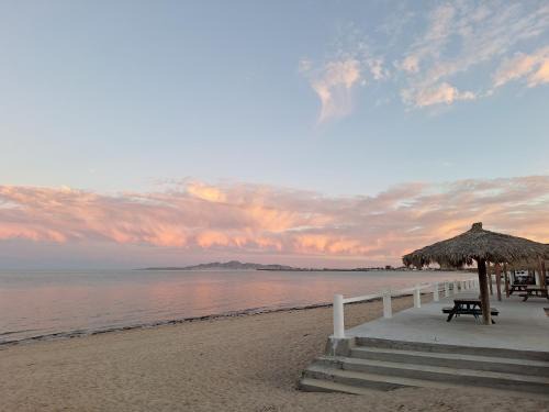 San Felipe Hotel | #39 Bungalow Seaside Hotel & Victors RV Park