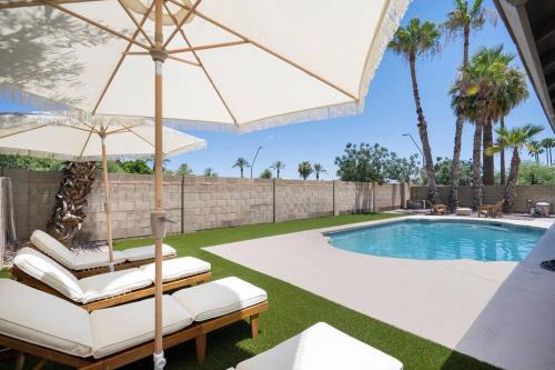 Tempe Casa | 3BD 2BA Cool and Relaxing Home w Pool!