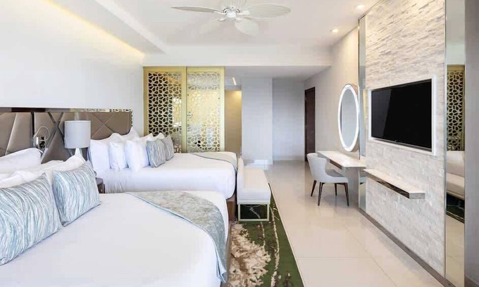 San Quintin Apartamento | 3BD Oceanfront Loft Garza Blanca Cabo